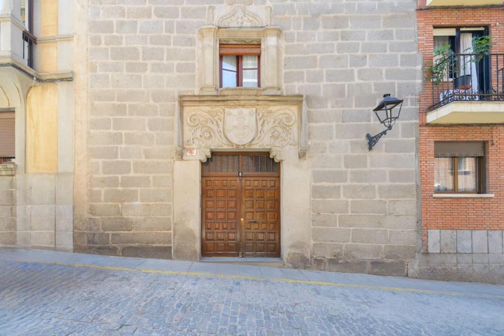 Apt - Plaza Mayor Of Avila - 1 Min Alcazar ภายนอก รูปภาพ